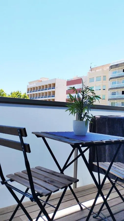 Intersalou Monaco Family Apartments